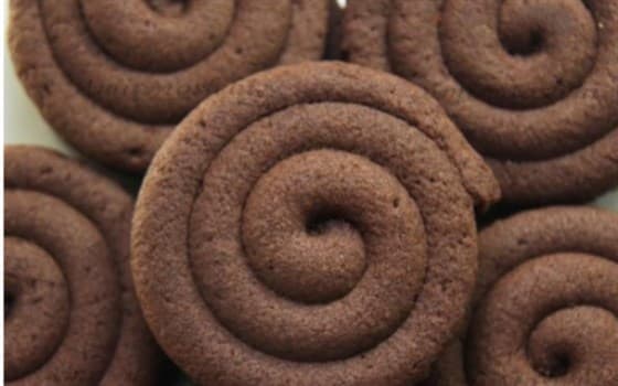 کوکی ساندویچ چرخی وینی یک کیلوگرم